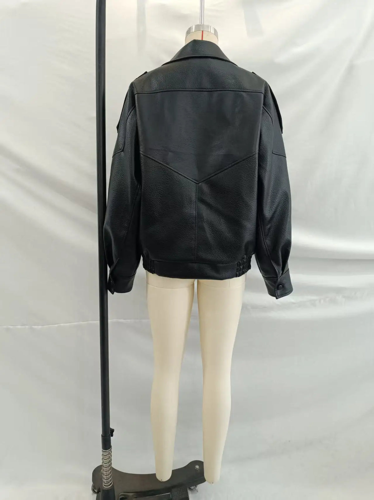 Spring Summer 2026 New Fashion Lapel Leather Jacket Women's Loose Outerwear Black Motorcycle Style Top