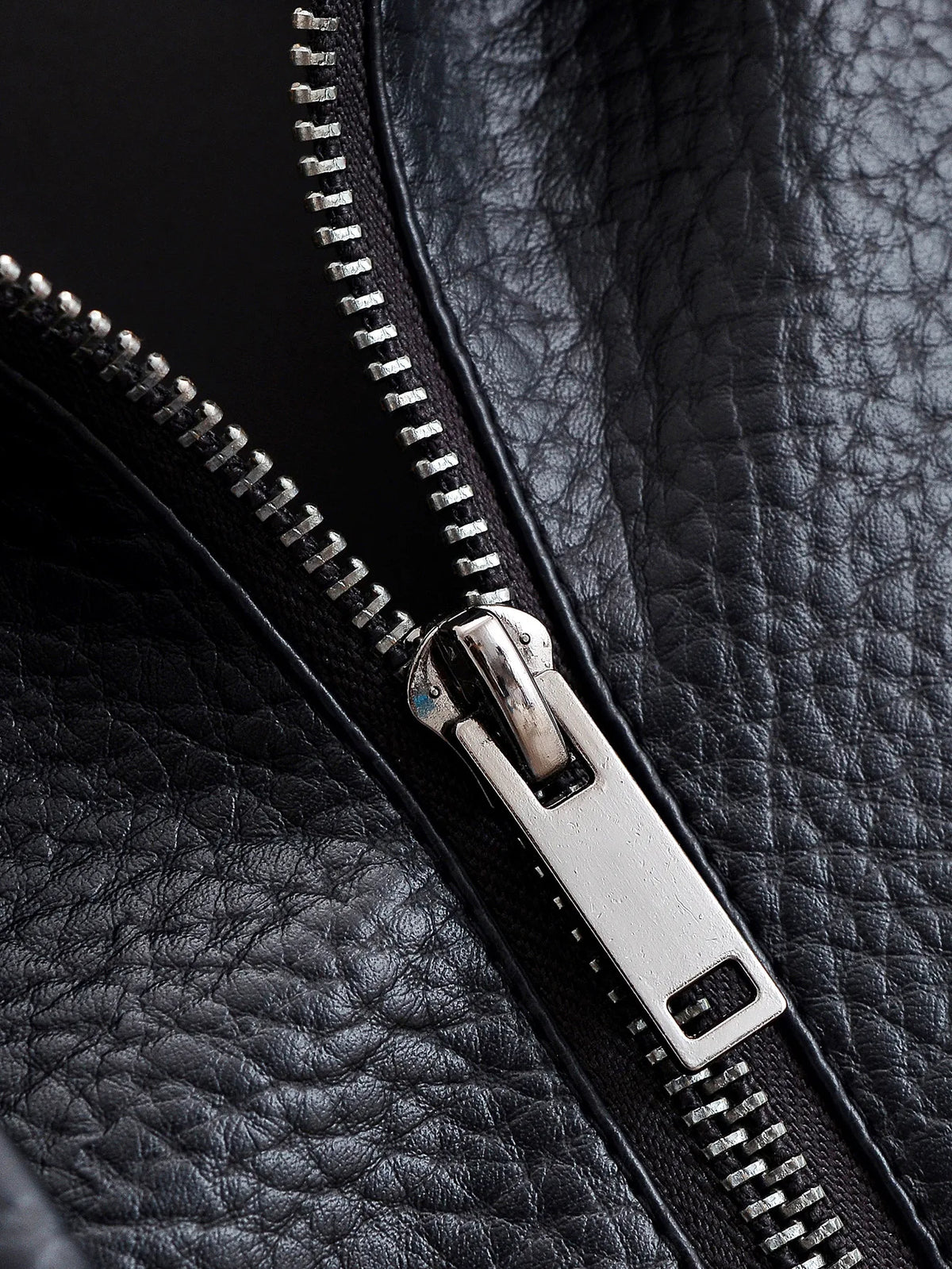 Spring Summer 2026 New Fashion Lapel Leather Jacket Women's Loose Outerwear Black Motorcycle Style Top