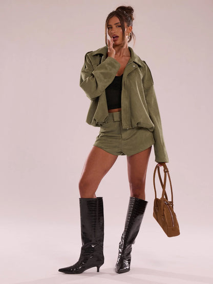 Simple, casual, versatile, solid-color shorts