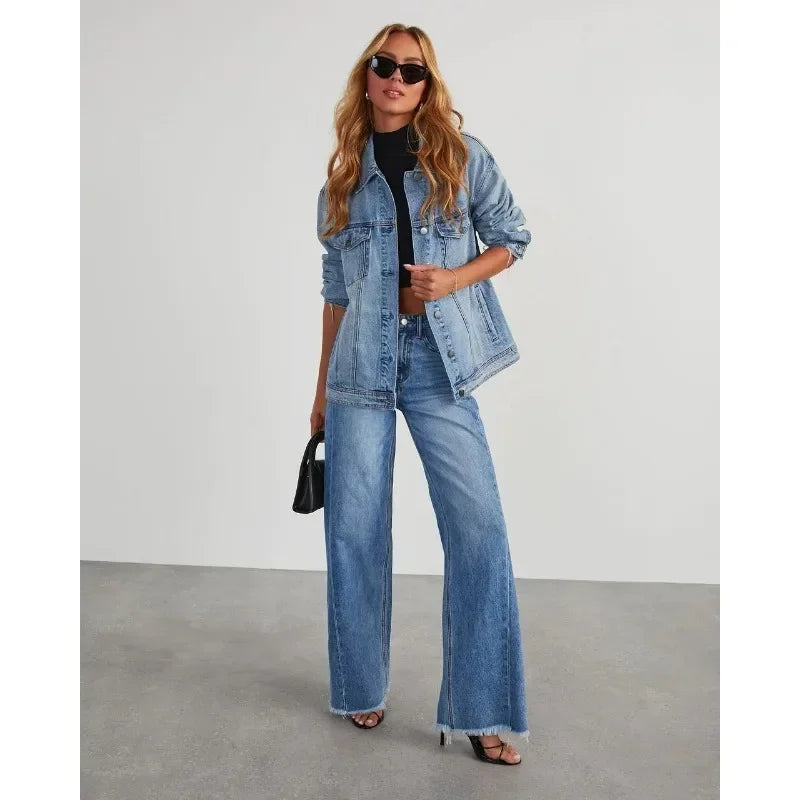 Calça Jeans Feminina Primavera Verão, Cor Sólida, Modelagem Larga, Costura Lateral e Barra Desfiada